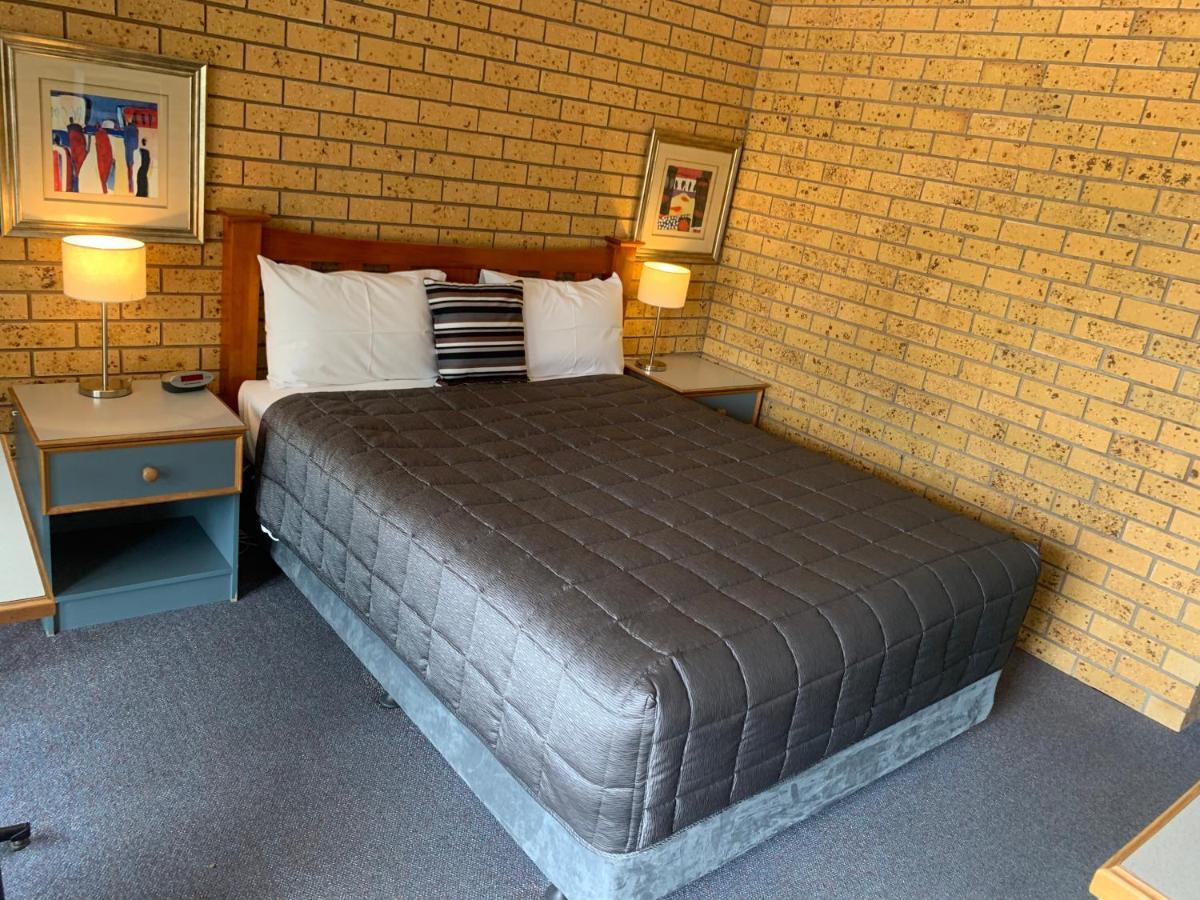 Newell Motor Inn Наррандера Экстерьер фото